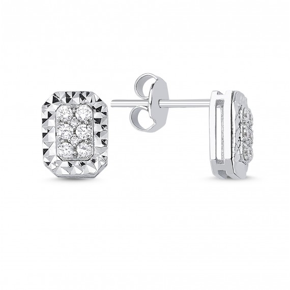 0.20 Carat Diamond Earrings
