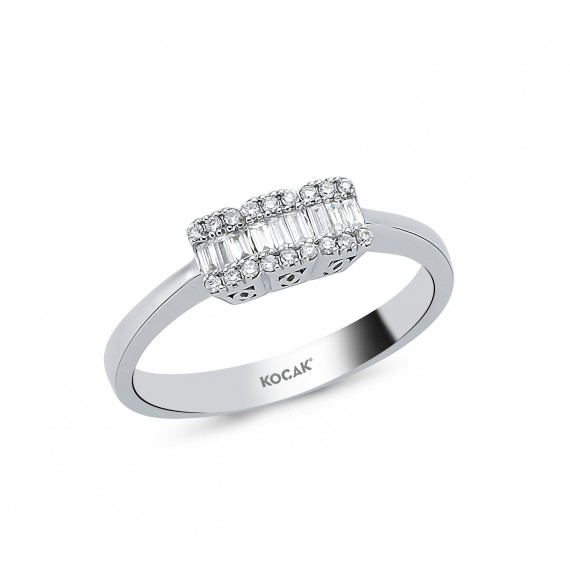 0.16 Carat Baguette Stone-set Diamond Ring